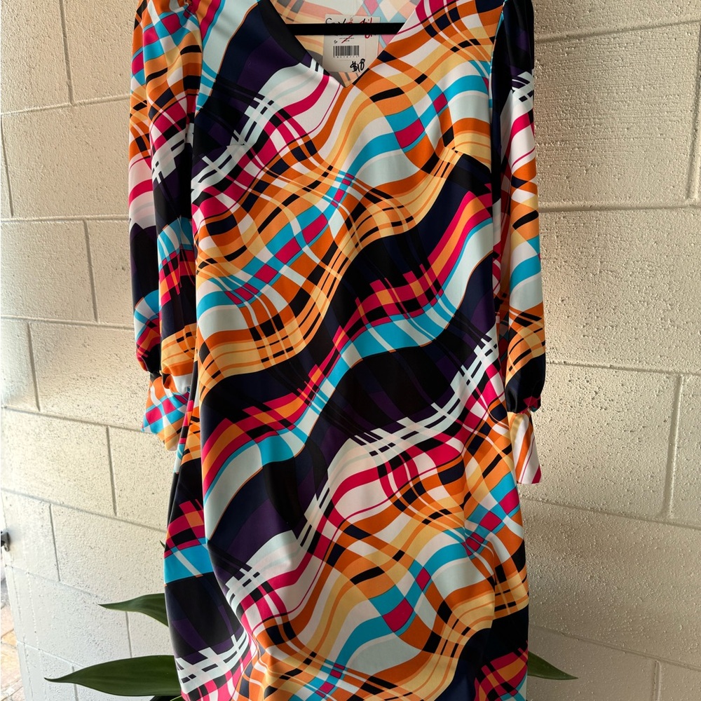 NWT Blue pink black orange multi color long sleeve dress. Vivid colors